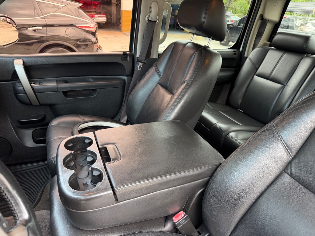2013 Chevrolet Silverado - $11,990