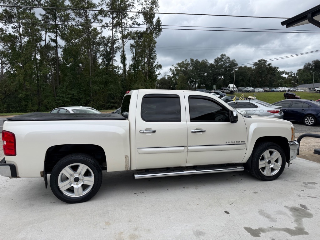 2013 Chevrolet Silverado - $11,990
