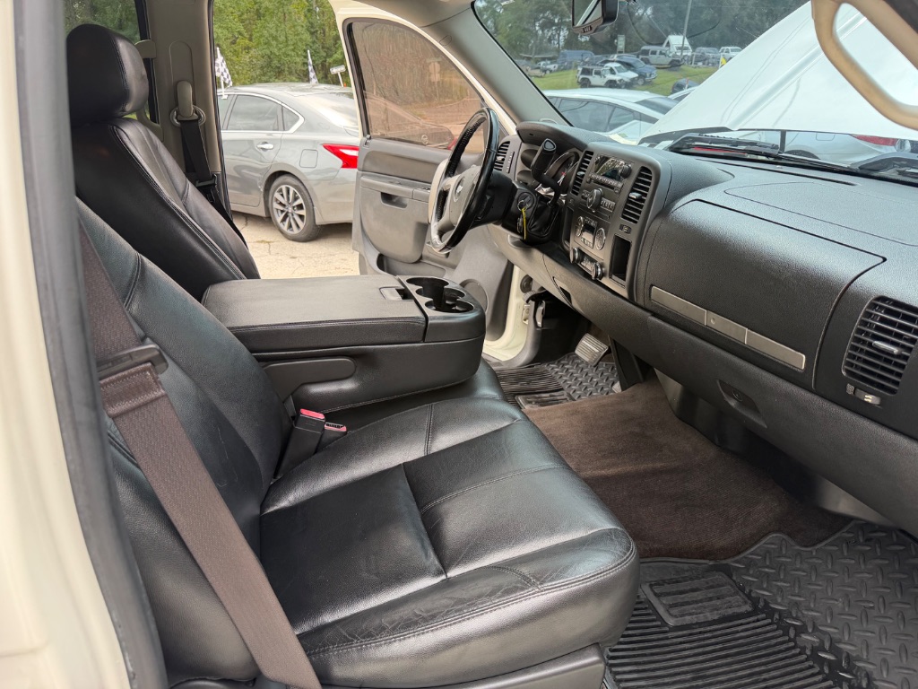 2013 Chevrolet Silverado - $11,990