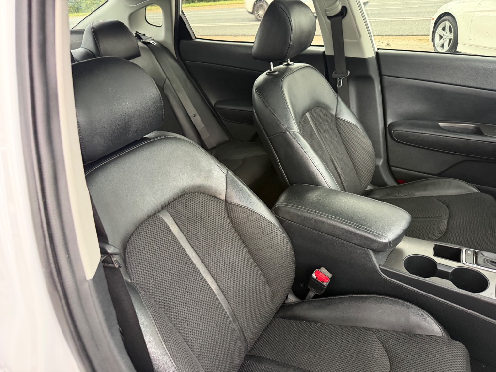 2019 Kia Optima - $11,990