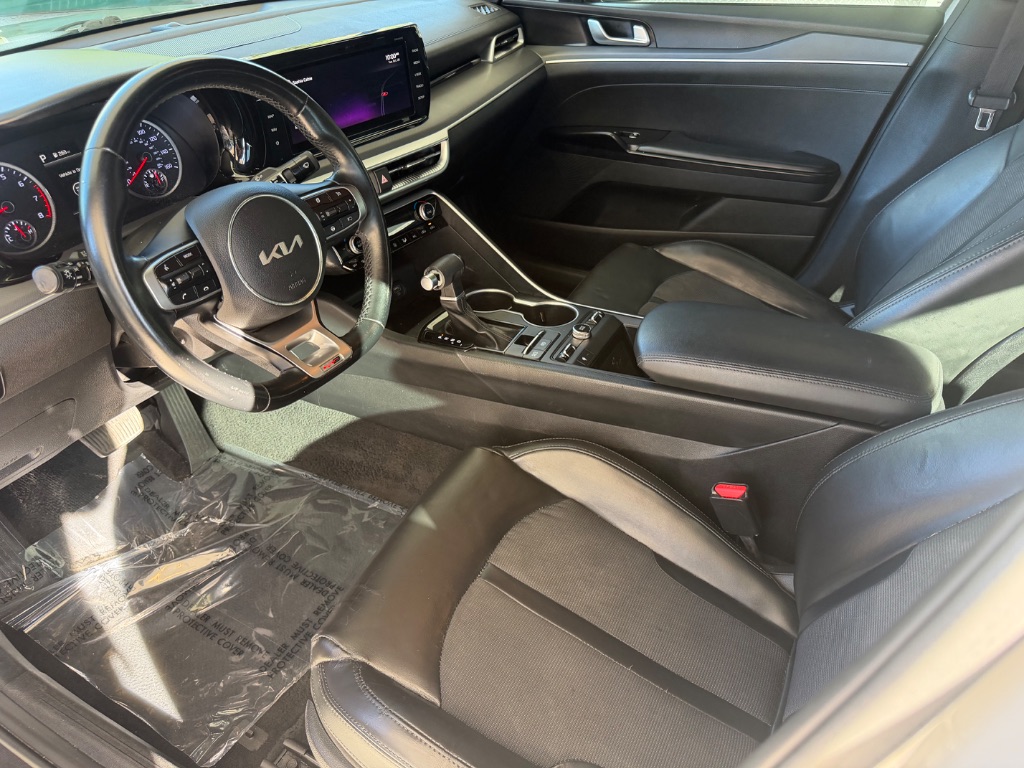 2022 Kia K5 - $18,990