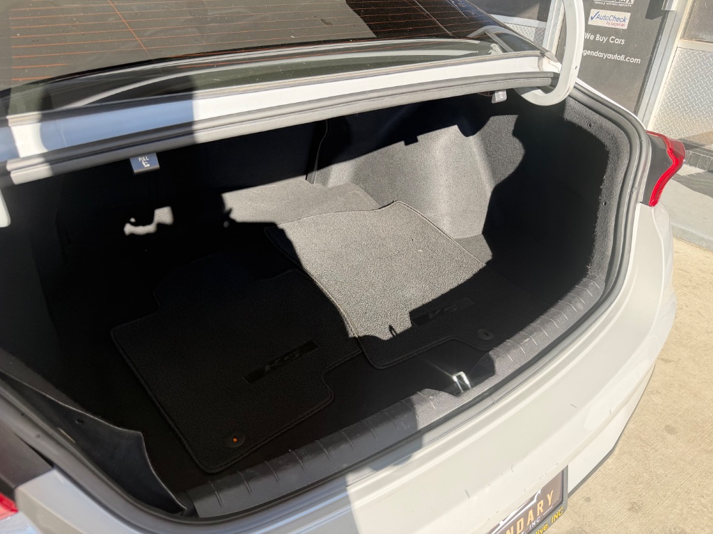 2022 Kia K5 - $18,990