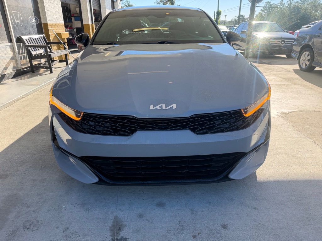 2022 Kia K5 - $18,990
