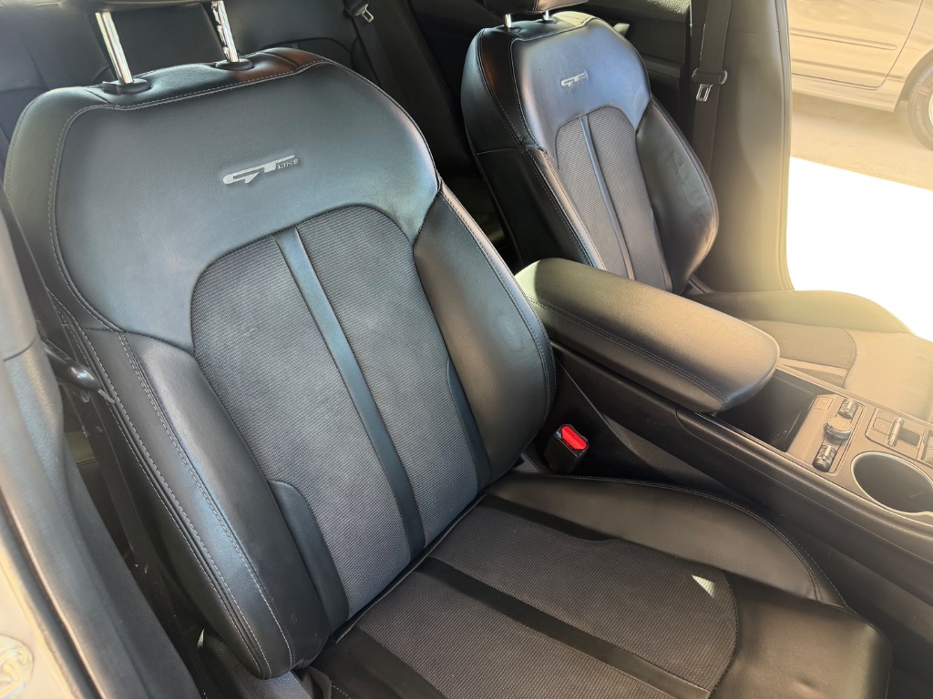 2022 Kia K5 - $18,990