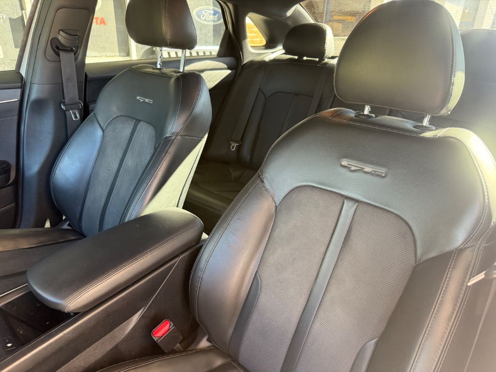 2022 Kia K5 - $18,990