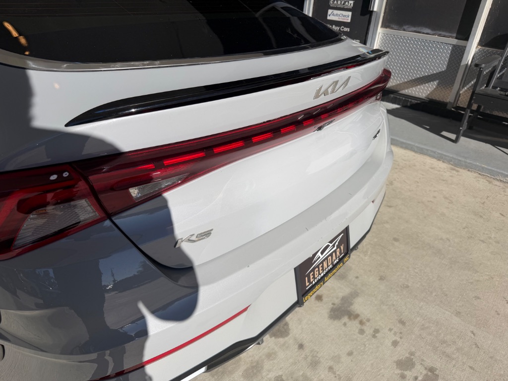 2022 Kia K5 - $18,990