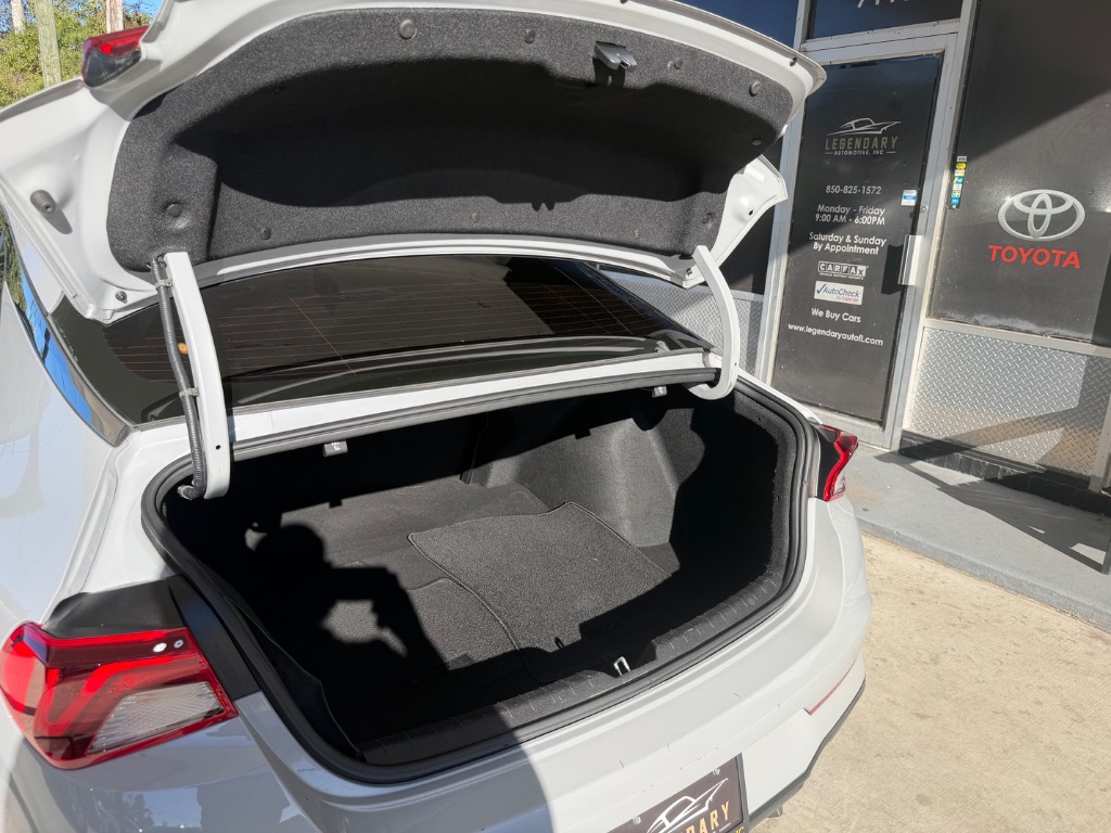 2022 Kia K5 - $18,990