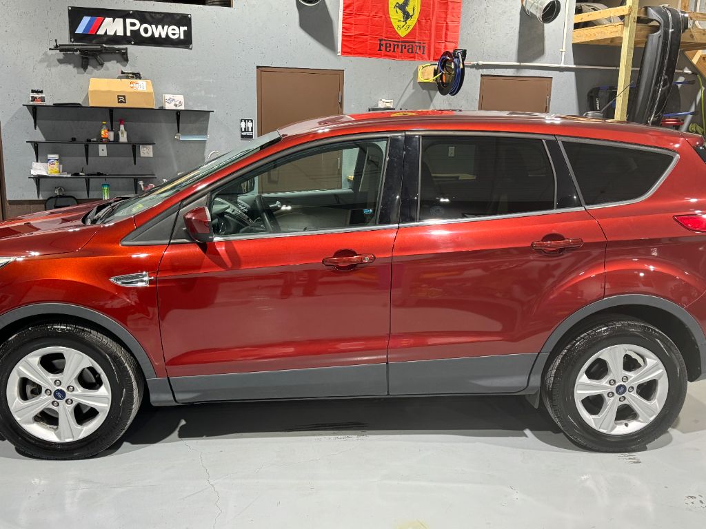 2016 Ford Escape SE photo