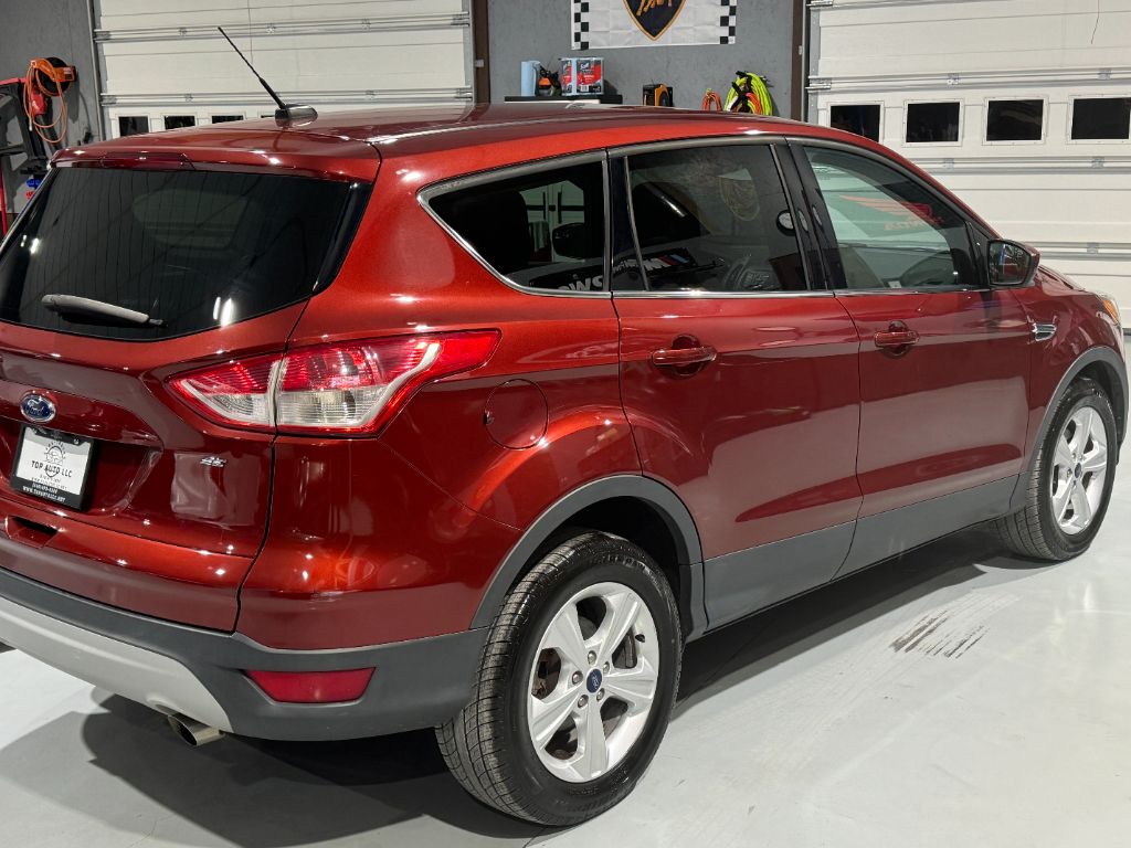 2016 Ford Escape SE photo