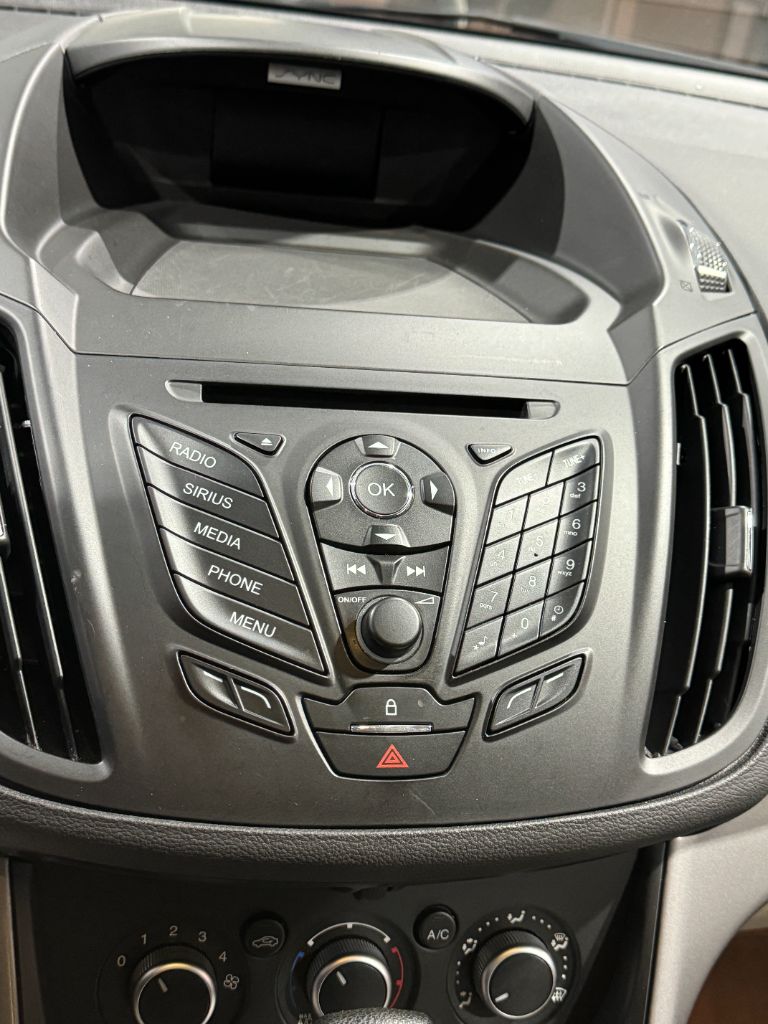 2016 Ford Escape SE photo