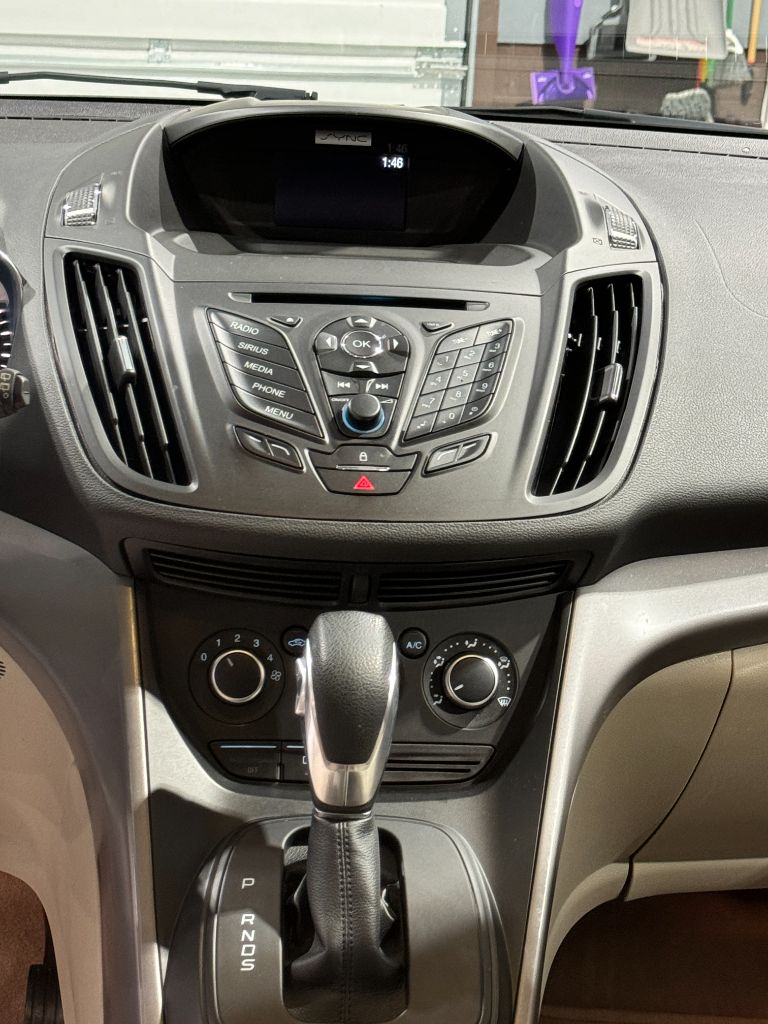 2016 Ford Escape SE photo
