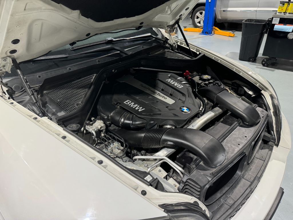 2013 BMW X5 xDrive50i photo