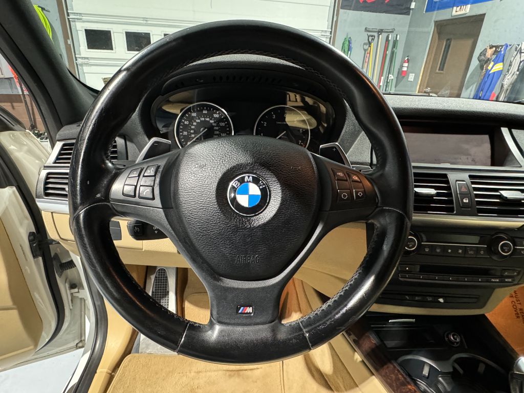 2013 BMW X5 xDrive50i photo