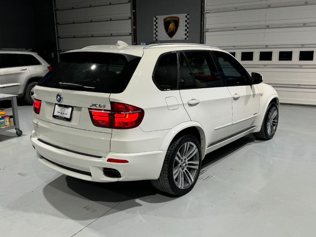 2013 BMW X5 xDrive50i photo