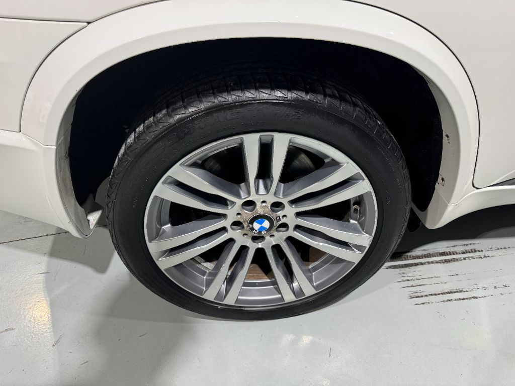 2013 BMW X5 xDrive50i photo