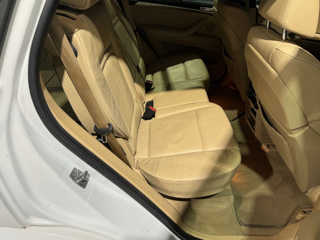 2013 BMW X5 xDrive50i photo
