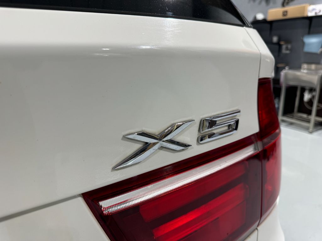 2013 BMW X5 xDrive50i photo