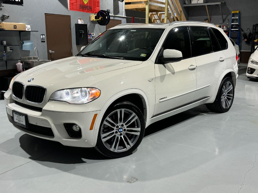 2013 BMW X5 xDrive50i photo