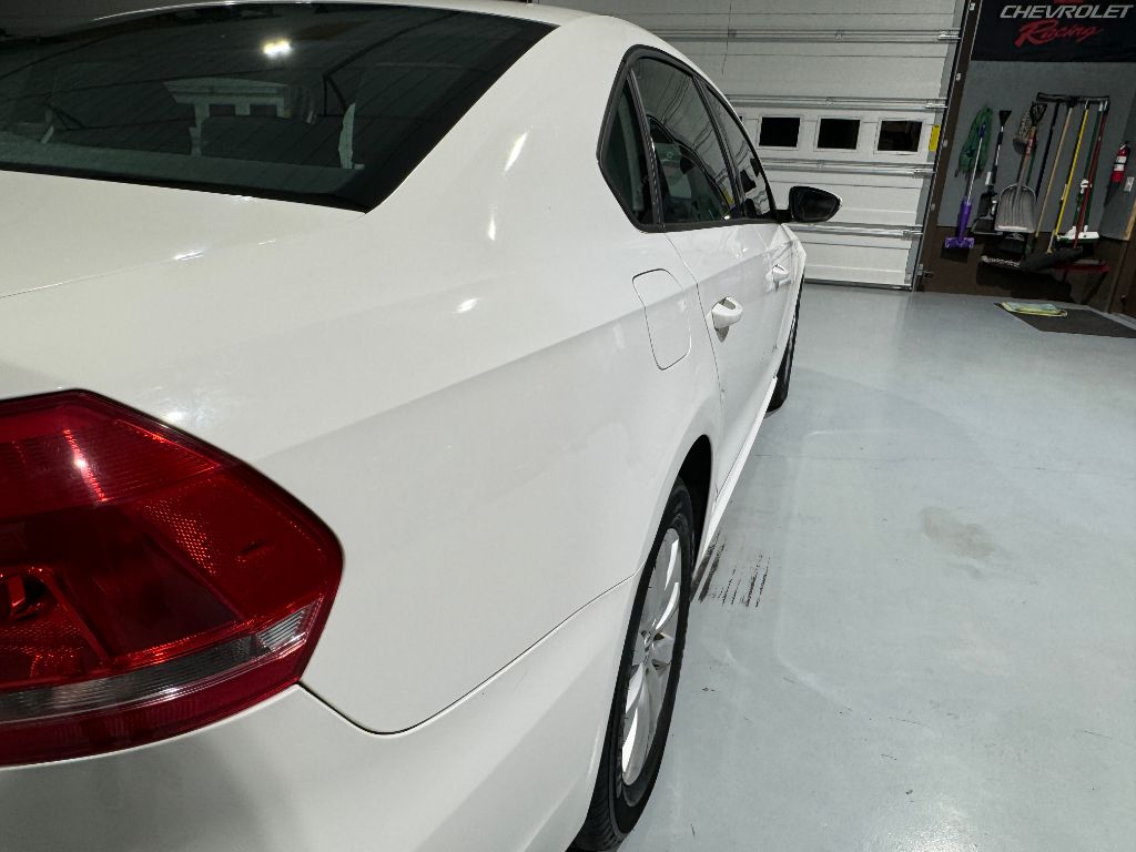 2012 Volkswagen Passat S PZEV photo