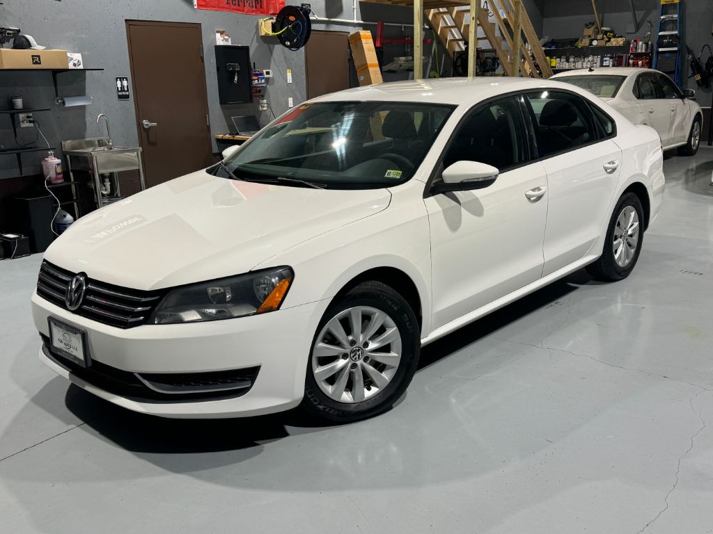 2012 Volkswagen Passat S PZEV photo