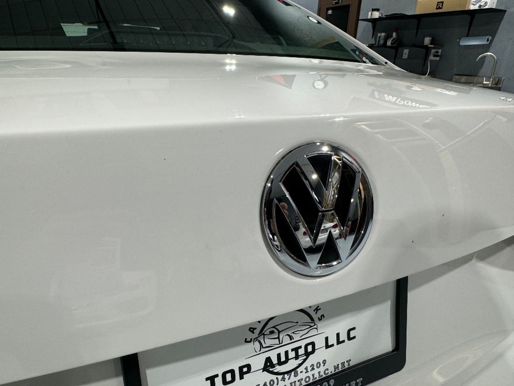 2012 Volkswagen Passat S PZEV photo