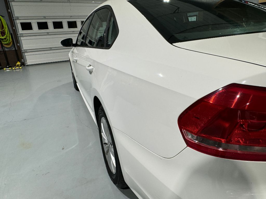 2012 Volkswagen Passat S PZEV photo