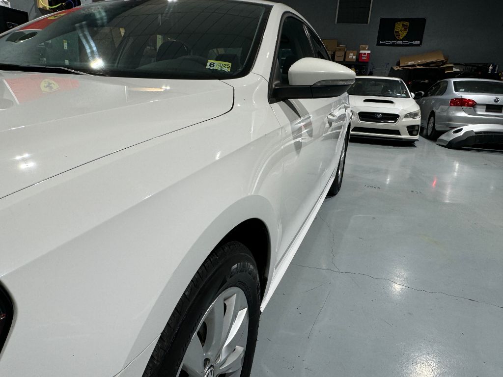 2012 Volkswagen Passat S PZEV photo