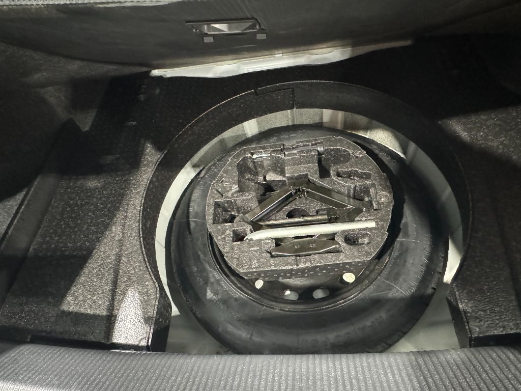 2013 Volkswagen Passat SE PZEV photo