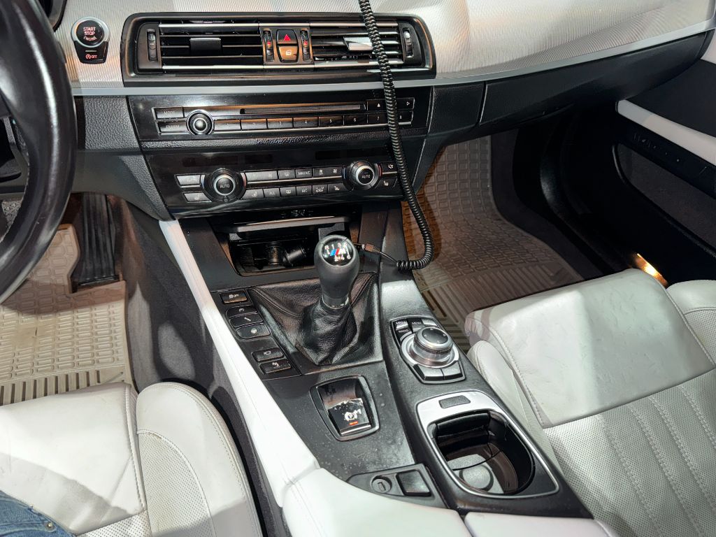 2013 BMW M5 photo