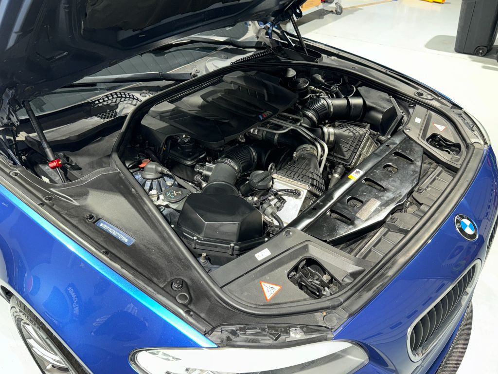2013 BMW M5 photo