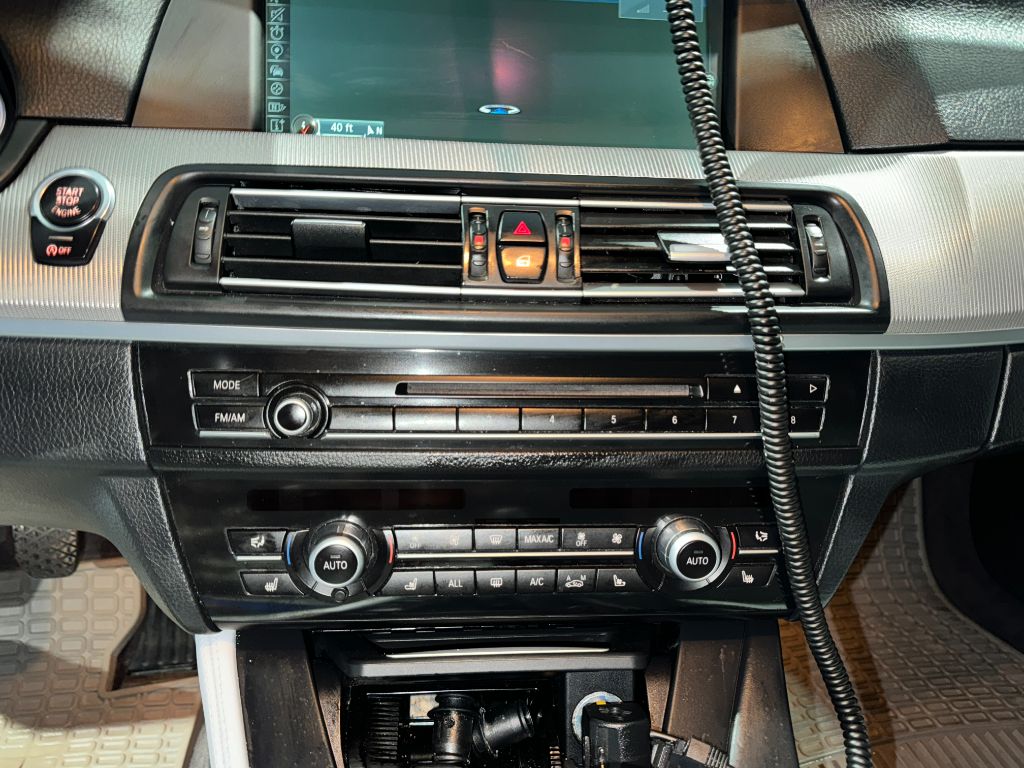 2013 BMW M5 photo