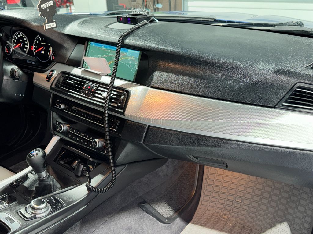 2013 BMW M5 photo