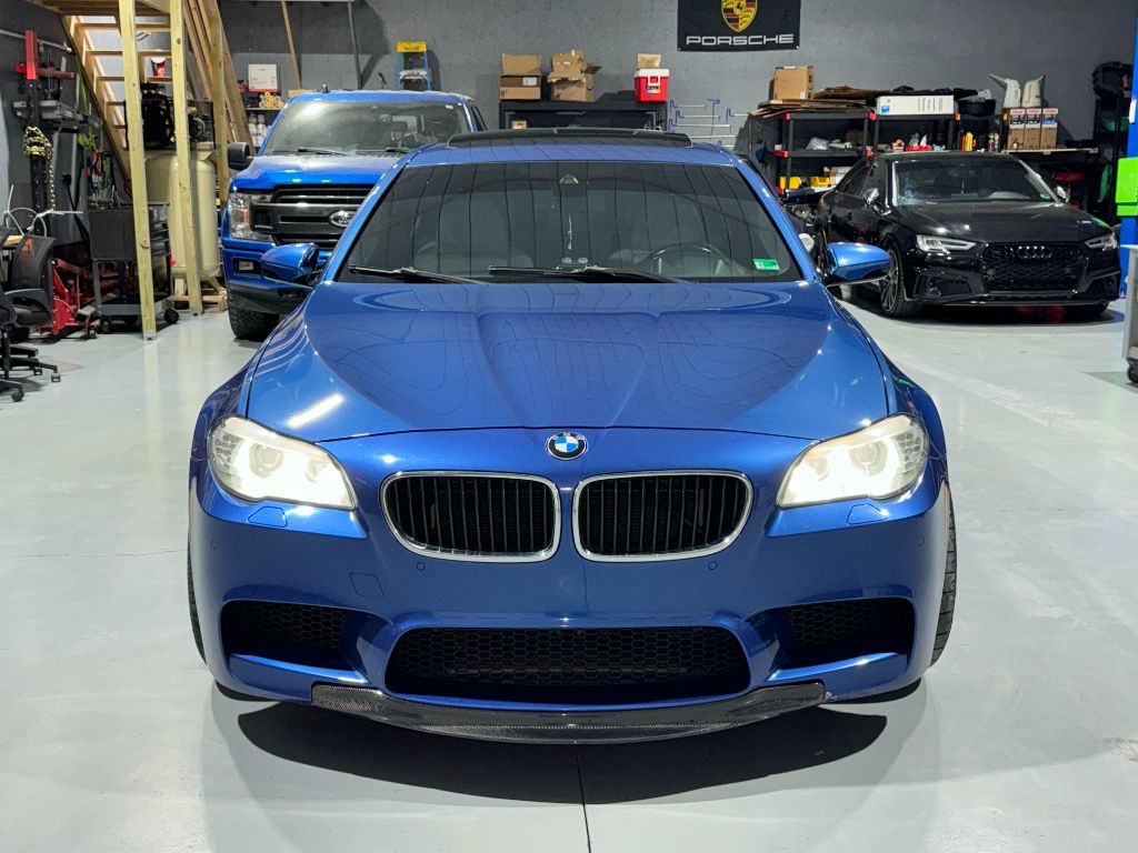 2013 BMW M5 photo