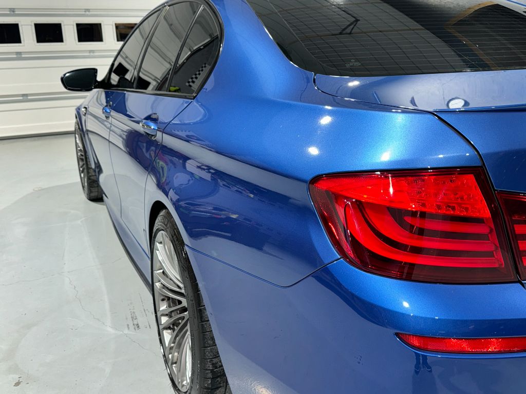 2013 BMW M5 photo