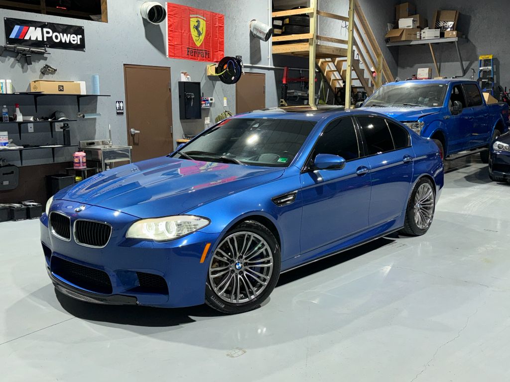 2013 BMW M5 photo