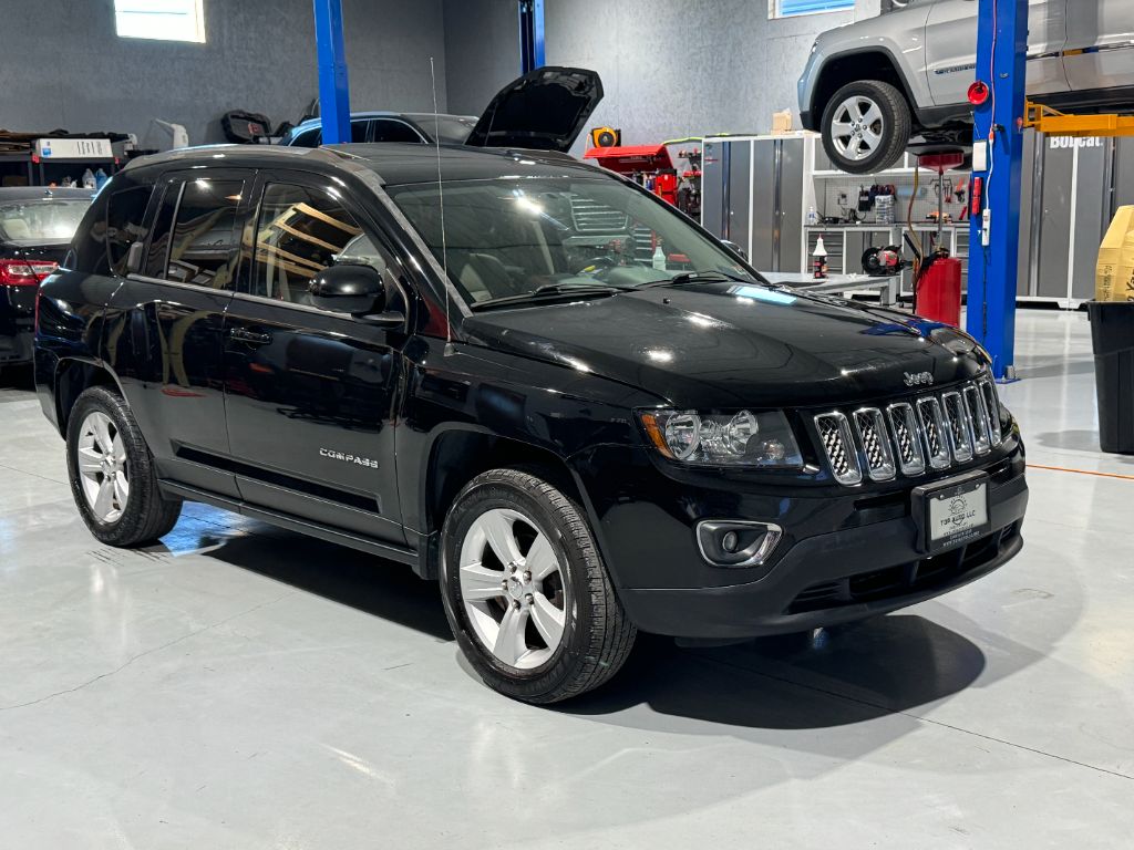 2015 Jeep Compass Latitude photo