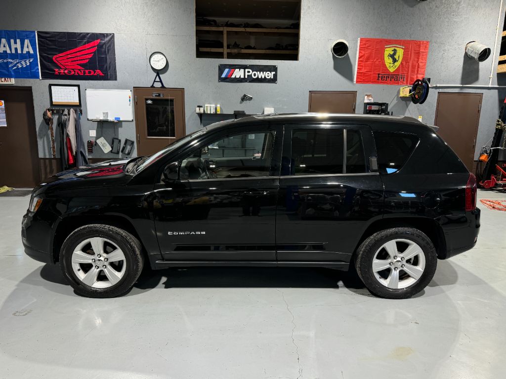 2015 Jeep Compass Latitude photo