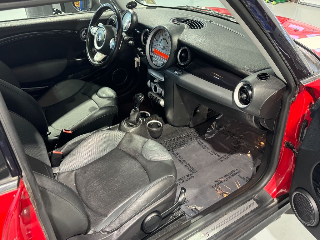 2010 MINI Cooper S photo
