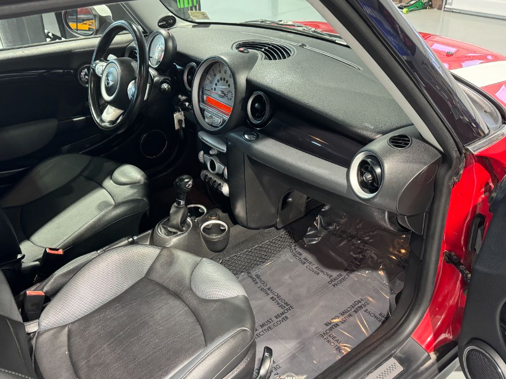2010 MINI Cooper S photo