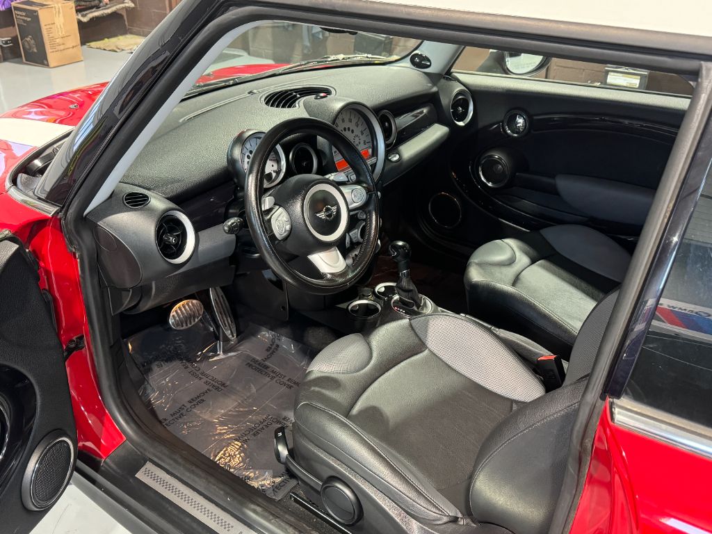 2010 MINI Cooper S photo