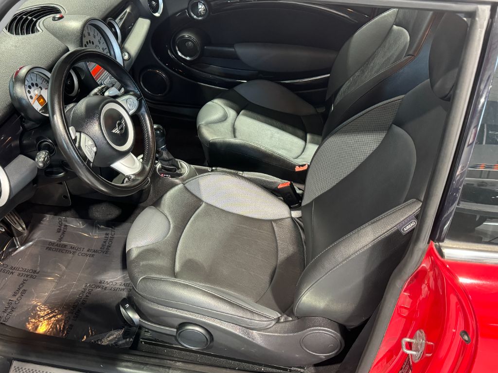 2010 MINI Cooper S photo