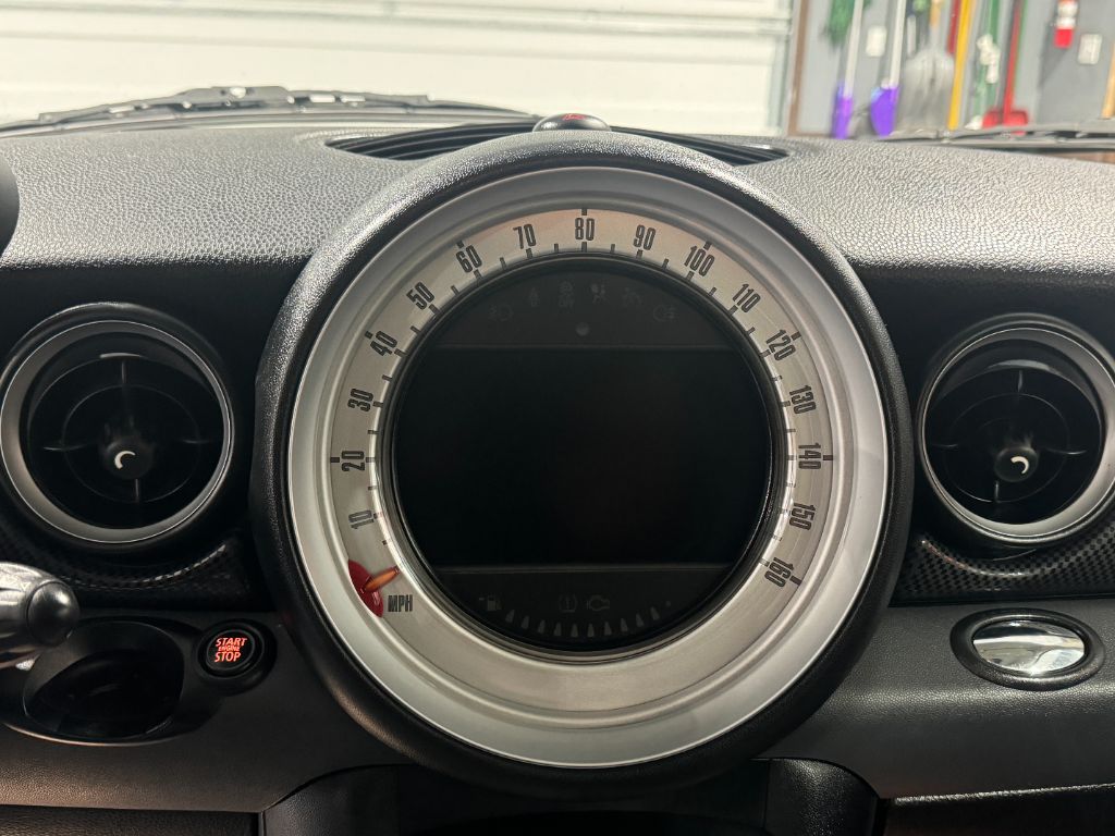 2011 MINI Cooper S photo