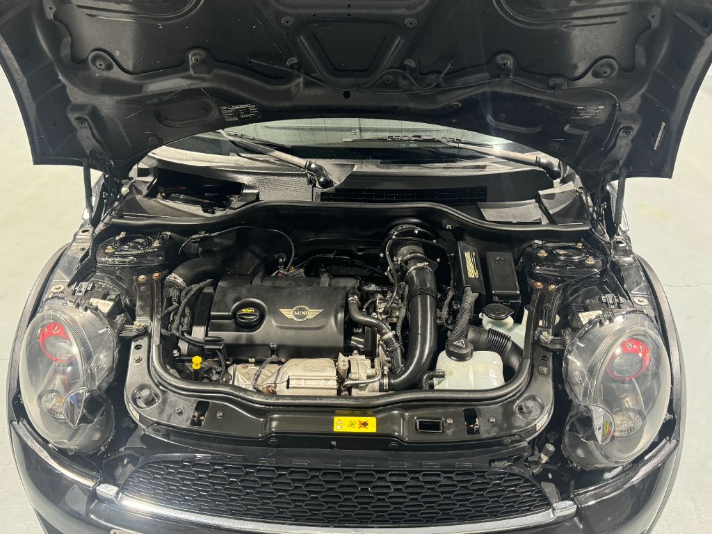 2011 MINI Cooper S photo