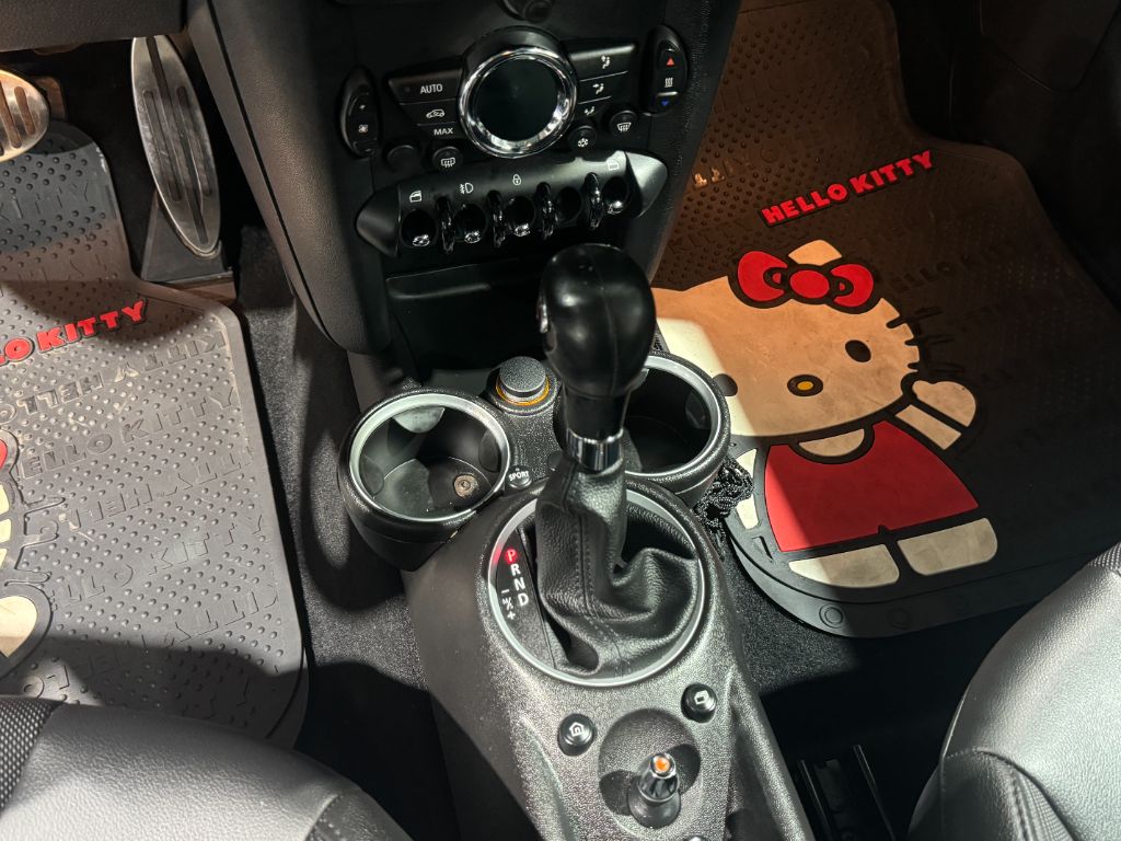 2011 MINI Cooper S photo