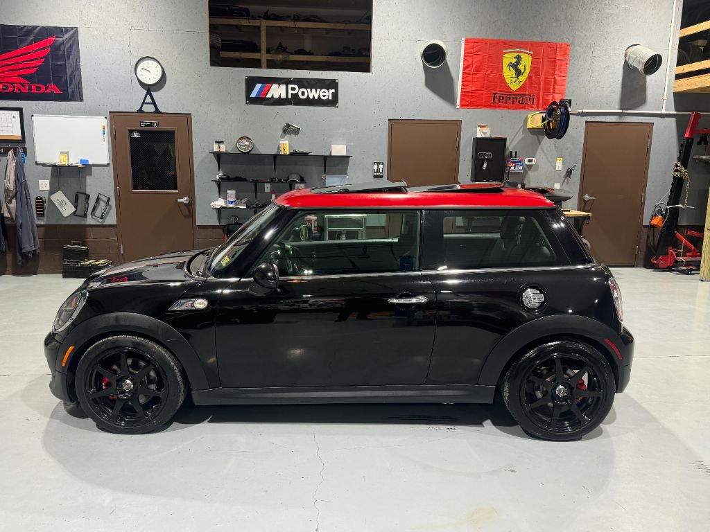 2011 MINI Cooper S photo