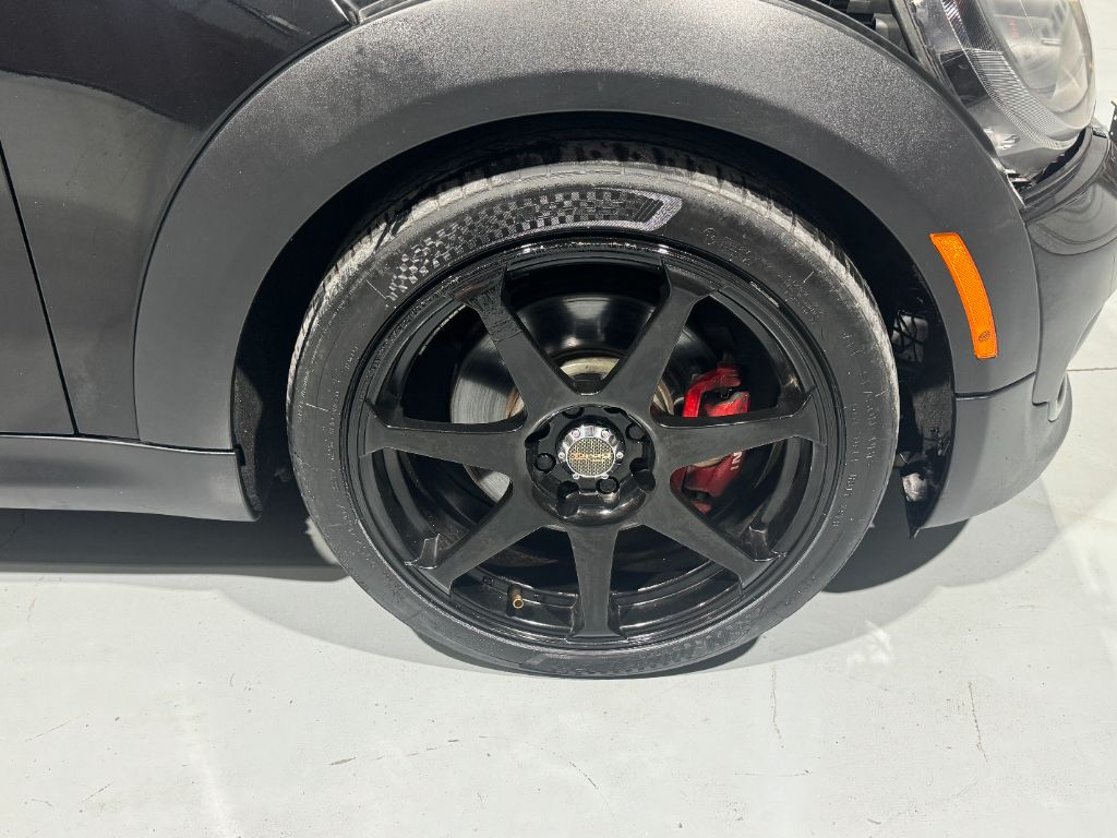 2011 MINI Cooper S photo