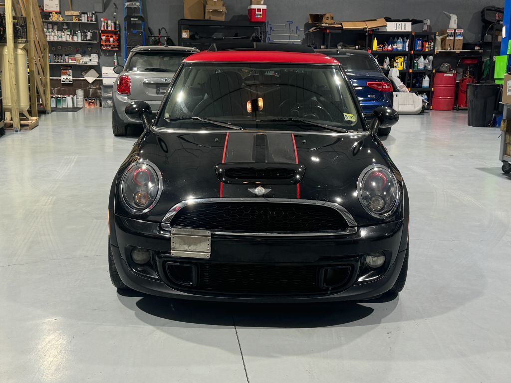 2011 MINI Cooper S photo