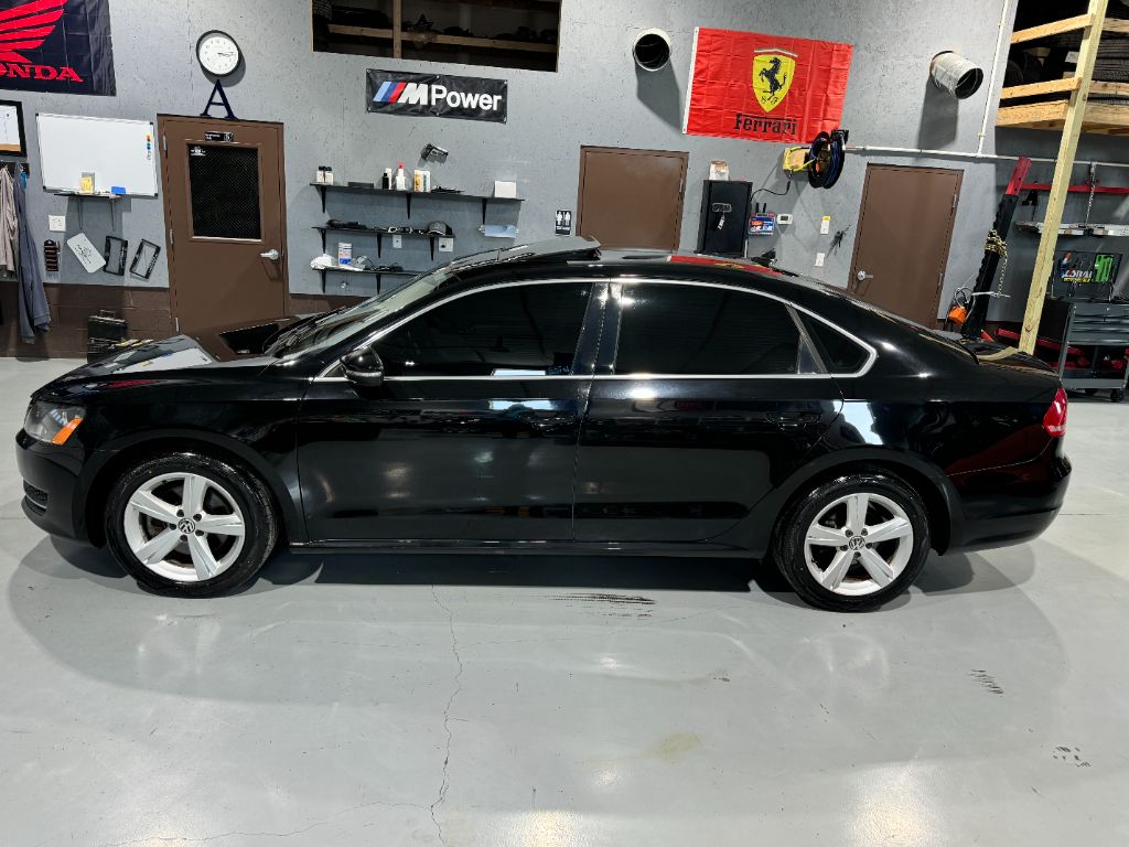 2012 Volkswagen Passat TDI SE photo
