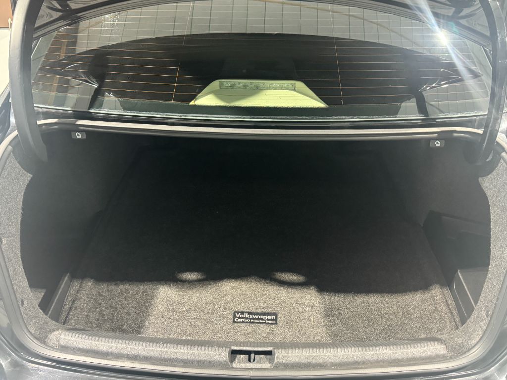 2012 Volkswagen Passat TDI SE photo