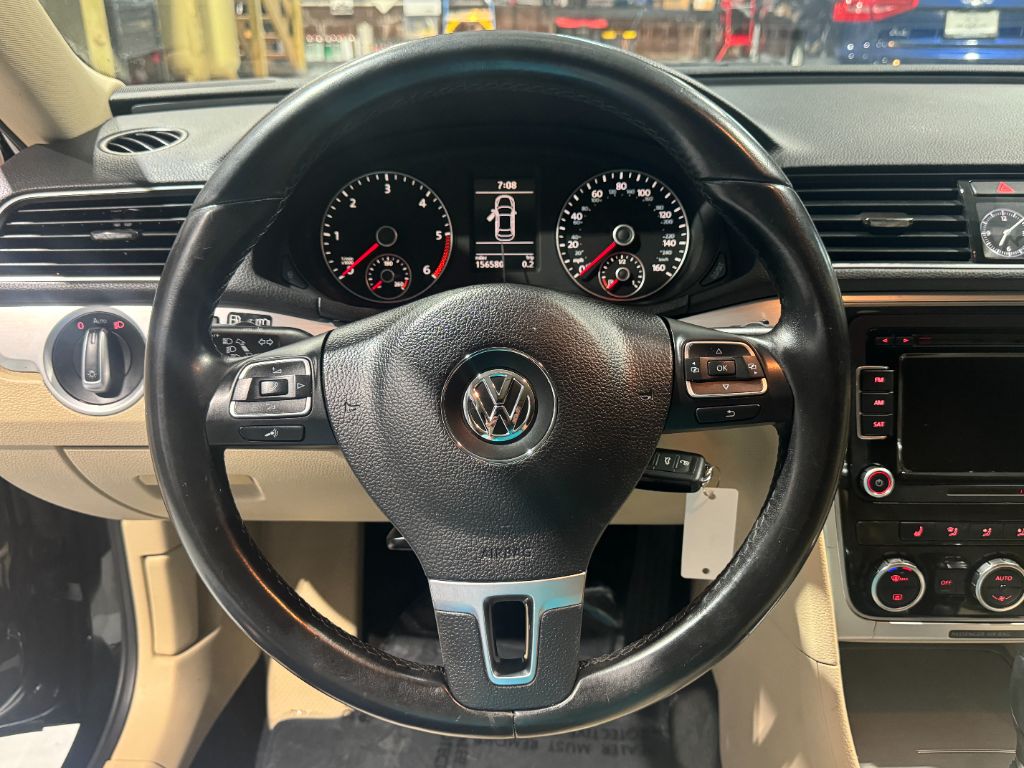 2012 Volkswagen Passat TDI SE photo